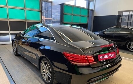 Mercedes-Benz E-Класс, 2013 год, 2 400 000 рублей, 4 фотография