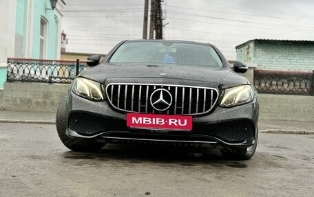 Mercedes-Benz E-Класс, 2018 год, 3 450 000 рублей, 3 фотография