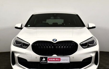 BMW 1 серия, 2020 год, 2 780 000 рублей, 2 фотография