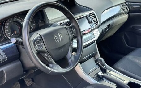Honda Accord IX рестайлинг, 2013 год, 2 000 000 рублей, 6 фотография