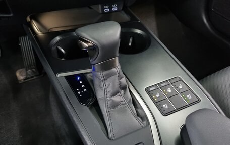Lexus UX I, 2023 год, 5 300 000 рублей, 10 фотография
