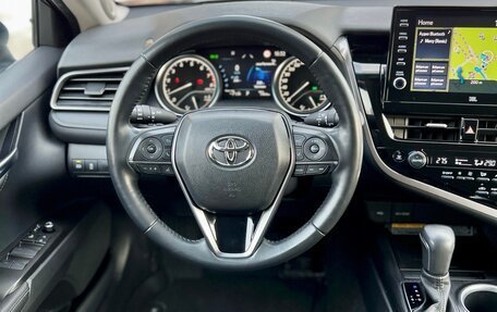 Toyota Camry, 2021 год, 3 890 000 рублей, 14 фотография