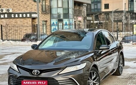 Toyota Camry, 2021 год, 3 890 000 рублей, 23 фотография