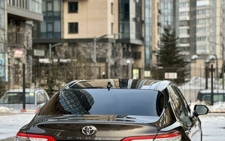 Toyota Camry, 2021 год, 3 890 000 рублей, 36 фотография