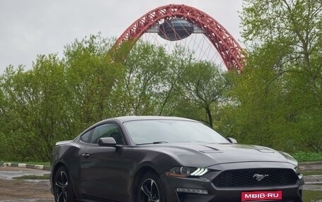 Ford Mustang VI рестайлинг, 2017 год, 3 150 000 рублей, 1 фотография