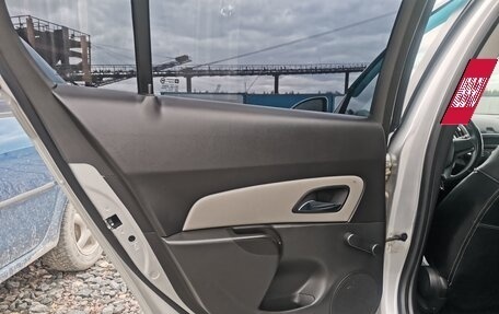 Chevrolet Cruze II, 2014 год, 850 000 рублей, 17 фотография