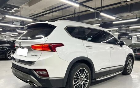 Hyundai Santa Fe IV, 2019 год, 2 611 000 рублей, 2 фотография