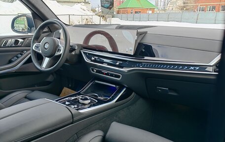 BMW X7, 2022 год, 39 фотография