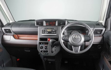 Toyota Roomy I, 2018 год, 1 319 000 рублей, 6 фотография