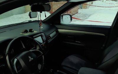 Mitsubishi Outlander III рестайлинг 3, 2012 год, 1 400 000 рублей, 1 фотография