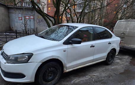 Volkswagen Polo VI (EU Market), 2013 год, 450 000 рублей, 3 фотография