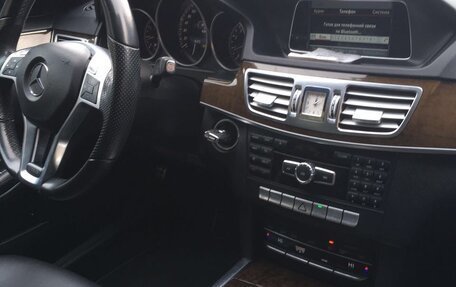 Mercedes-Benz E-Класс, 2014 год, 2 500 000 рублей, 3 фотография