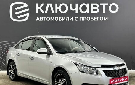 Chevrolet Cruze II, 2011 год, 690 000 рублей, 3 фотография