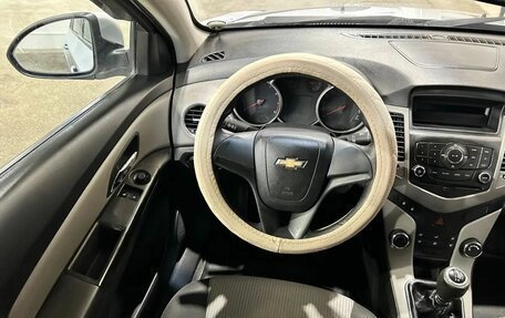 Chevrolet Cruze II, 2011 год, 690 000 рублей, 11 фотография
