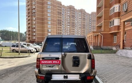 Nissan Patrol, 2001 год, 695 000 рублей, 9 фотография