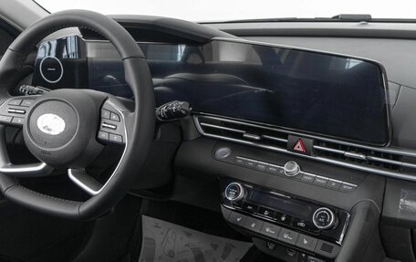 Hyundai Elantra, 2024 год, 2 659 000 рублей, 8 фотография