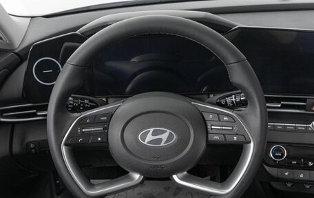 Hyundai Elantra, 2024 год, 2 659 000 рублей, 10 фотография