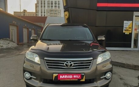 Toyota RAV4, 2011 год, 1 735 000 рублей, 2 фотография