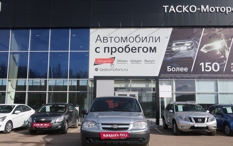 Chevrolet Niva I рестайлинг, 2015 год, 671 000 рублей, 5 фотография