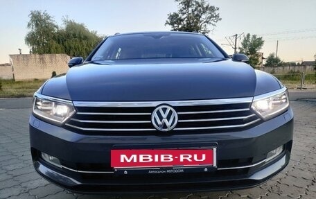 Volkswagen Passat B8 рестайлинг, 2019 год, 1 999 999 рублей, 2 фотография