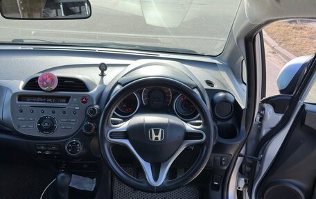 Honda Fit III, 2008 год, 620 000 рублей, 6 фотография