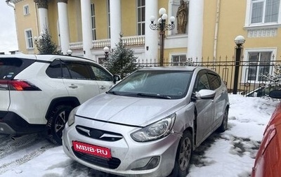 Hyundai Solaris II рестайлинг, 2012 год, 500 000 рублей, 1 фотография
