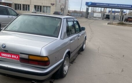 BMW 5 серия, 1987 год, 350 000 рублей, 3 фотография