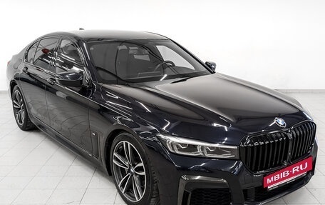 BMW 7 серия, 2019 год, 6 800 000 рублей, 3 фотография