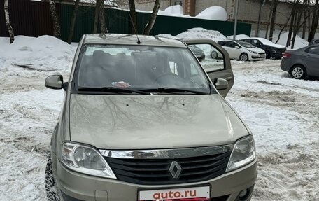 Renault Logan I, 2011 год, 690 000 рублей, 1 фотография