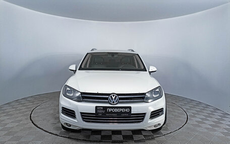 Volkswagen Touareg III, 2013 год, 2 756 000 рублей, 2 фотография