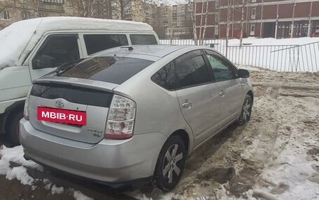 Toyota Prius, 2008 год, 975 000 рублей, 2 фотография
