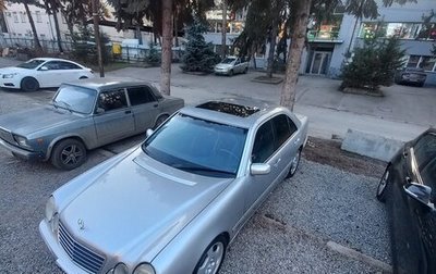 Mercedes-Benz E-Класс, 2001 год, 850 000 рублей, 1 фотография