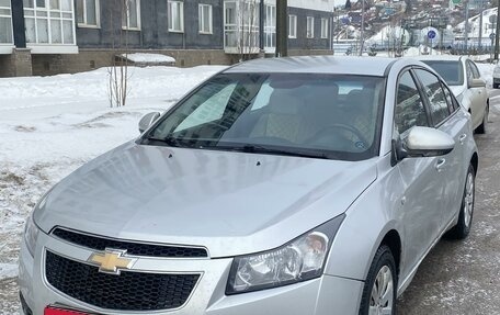 Chevrolet Cruze II, 2011 год, 750 000 рублей, 1 фотография