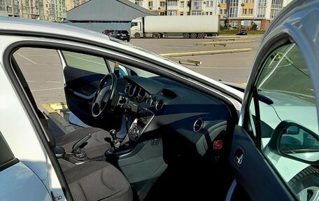 Peugeot 408 I рестайлинг, 2013 год, 950 000 рублей, 6 фотография