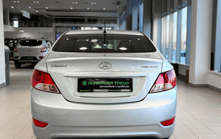 Hyundai Solaris II рестайлинг, 2013 год, 900 000 рублей, 7 фотография