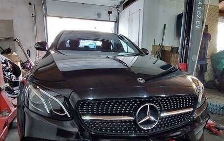 Mercedes-Benz E-Класс, 2016 год, 2 550 000 рублей, 4 фотография