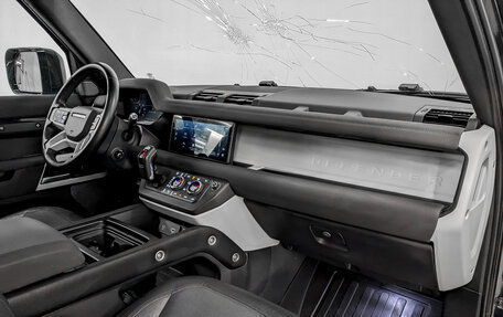 Land Rover Defender II, 2021 год, 6 390 000 рублей, 11 фотография