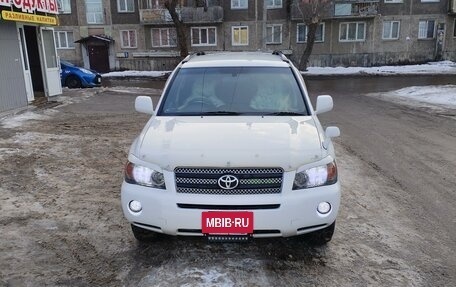 Toyota Kluger I, 2004 год, 1 300 000 рублей, 3 фотография