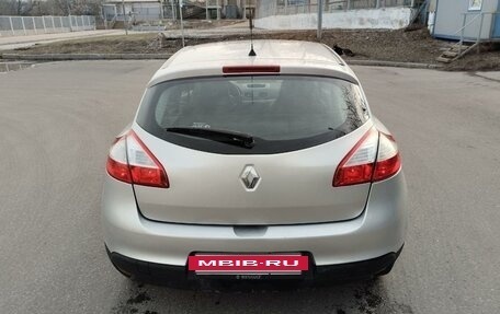 Renault Megane III, 2013 год, 719 000 рублей, 2 фотография