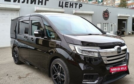 Honda Stepwgn IV, 2019 год, 2 900 000 рублей, 3 фотография