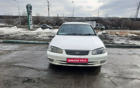 Toyota Camry, 1999 год, 350 000 рублей, 1 фотография