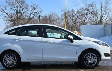 Ford Fiesta, 2015 год, 890 000 рублей, 3 фотография