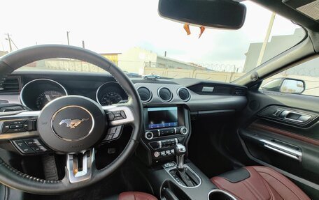 Ford Mustang VI рестайлинг, 2018 год, 3 200 000 рублей, 4 фотография