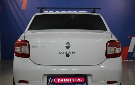 Renault Logan II, 2016 год, 700 000 рублей, 4 фотография