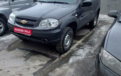 Chevrolet Niva I рестайлинг, 2017 год, 848 000 рублей, 1 фотография