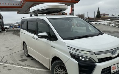 Toyota Voxy III, 2019 год, 2 600 000 рублей, 1 фотография