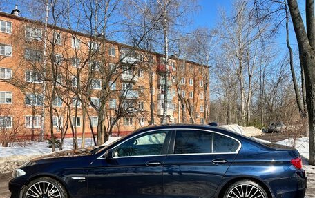 BMW 5 серия, 2011 год, 1 940 000 рублей, 3 фотография