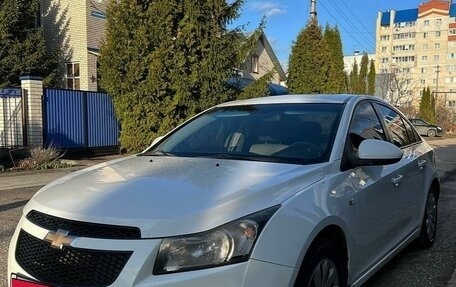 Chevrolet Cruze II, 2012 год, 830 000 рублей, 3 фотография
