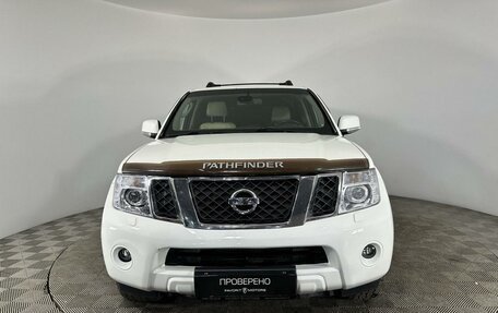 Nissan Pathfinder, 2012 год, 2 050 000 рублей, 2 фотография