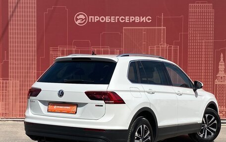 Volkswagen Tiguan II, 2019 год, 2 950 000 рублей, 5 фотография